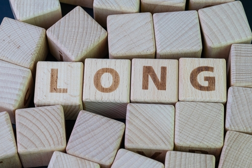 CONFIRMARE Longshield Investment Group va avea simbol de tranzacționare LONG, echivalent cu pariul pe creștere. Cu aceasta se încheie un proces de rebranding al SIF-urilor care a durat 4 ani