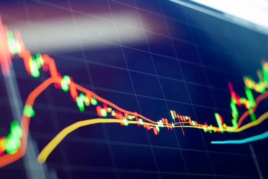 Bursa câștigă aproape un procent