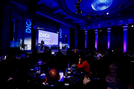 FOTO Digi nu va majora prețurile. Respinge orice ofertă de cumpărare de la gigantul Telefónica. Planul pentru listare, dezvăluit la Madrid de CEO-ul Serghei Bulgac în fața investitorilor instituționali 