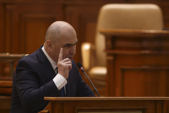 Bolojan și de la capăt. Bursa câștigă peste 1 procent în ziua căderii guvernului