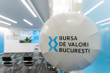 Bursa câștigă jumătate de procent