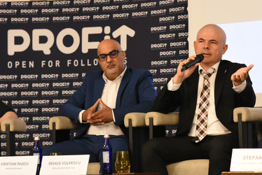 VIDEO Remus Vulpescu, BVB: Companiile românești s-ar putea extinde și în regiune prin achiziții. Companiile de stat și-ar putea finanța investițiile și prin emisiuni de acțiuni  - Profit.ro Piața de Capital.Forum