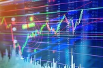 FOTO România pusă pe harta investitorilor la nivel mondial. Repere despre tranzacționarea acțiunilor românești pe platforma Interactive Brokers. Tranzacționare în lei, comisioane mai mari, avertismente de lichiditate limitată, fără achiziții în marjă și v