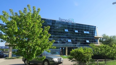 Farmaceutica Remedia, profit net în scădere la jumătatea anului
