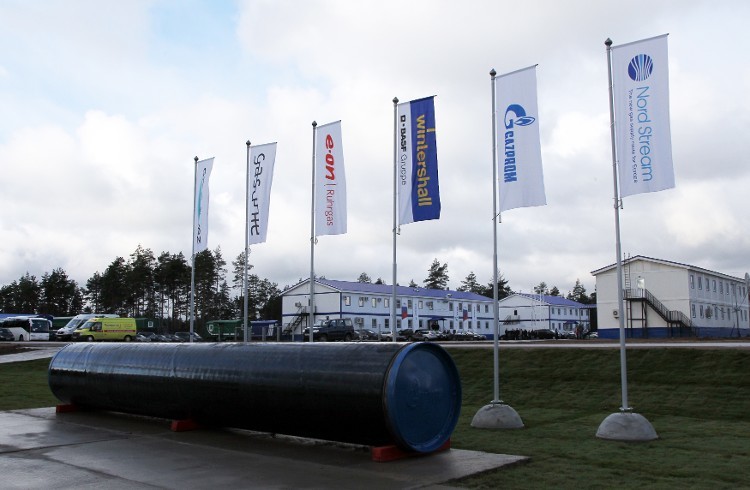 Țările din estul Europei acuză Vestul de trădare după semnarea acordului cu Rusia pentru Nord Stream II