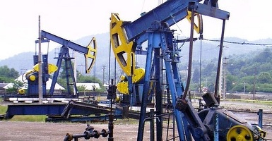 Producția OMV Petrom a scăzut cu 3,8% în T3. Ieftinirea țițeiului devalorizează upstream-ul OMV cu 1 mld. € 
