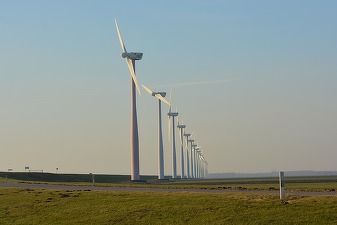 Grupul ceh CEZ își "iartă" o subsidiară eoliană românească de o datorie de peste 153 mil. euro