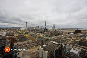 Rompetrol Rafinare își reduce capitalul social pentru a evita dizolvarea