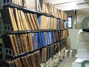 Documente secrete despre resursele minerale ale României, ținute în spații insalubre inundate, deteriorate de umezeală