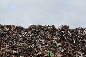 Austriecii sunt plătiți să primească gunoi din Italia, pe care îl transformă în energie