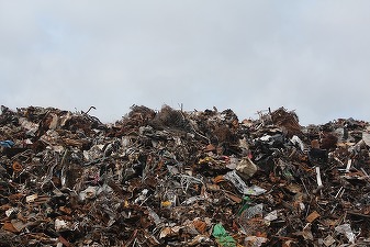 Austriecii sunt plătiți să primească gunoi din Italia, pe care îl transformă în energie