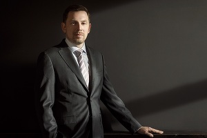 CEZ îi prelungește cu doi ani contractul lui Martin Zmelik la conducerea diviziei din România