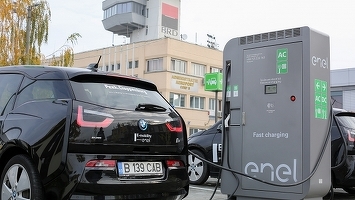 Enel a inaugurat pe aeroportul Traian Vuia din Timișoara o stație rapidă de încărcare pentru mașini electrice
