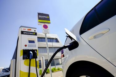 OMV a achiziționat 40% din SMATRICS, cel mai important furnizor de servicii de alimentare a mașinilor electrice din Austria