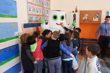 Școlile din România reciclează 