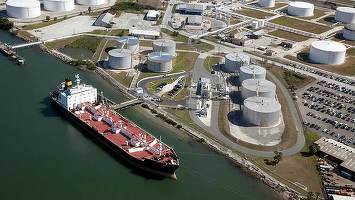 Oil Terminal, în procesul cu ANAF: Revocarea autorizației de antrepozit fiscal ar putea genera blocarea căii ferate Constanța-Ploiești. Care a fost motivația deciziei Fiscului
