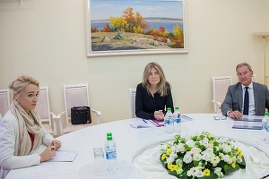 Arielle Malard de Rothschild, membră a familiei Rotschild, una dintre cele mai influente familii în mediul financiar global, a demisionat de la Electrica