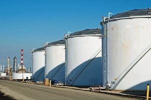 Petrolexportimport, odată cel mai mare jucător prin intermediul căruia erau derulate afacerile cu petrol, a intrat în faliment