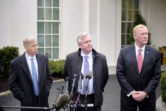 Înțelegere surpriză: Statul american a băgat sute de milioane de dolari în minireactoare nucleare. Acum vrea să le vândă și în România printr-un gigant texan, cu binecuvântarea lui Trump
