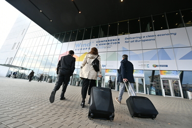 Nagy-Bege, vicepreședintele principalei agenții de reglementare din domeniul energiei: România trebuie să recâștige încrederea investitorilor în urma inflației legislative din ultimii ani