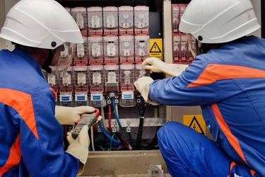 Premieră: Business-ul de distribuție energie al Enel din România a trecut pe pierdere, cu un minus cumulat de aproape jumătate de miliard de lei. Care este principala cauză