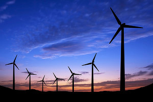 Producătorii de energie regenerabilă se vor putea asocia în "cooperative" de tranzacționare cu lideri desemnați