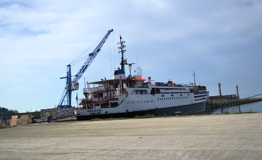 Guvernul estimează că petroliștii din Marea Neagră vor "șoma" 3 ani. A treia tentativă în 7 ani de transformare a Portului Midia în zonă liberă, scutită de taxe