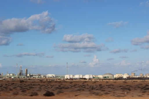 ULTIMA ORĂ Libia în haos. Salt de 1 dolar pe baril pentru prețul petrolului. Acord de încetare a focului îndoielnic, mercenari ruși, blocadă și alerte de atacuri la câmpurile petroliere