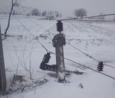 Viscolul provoacă probleme de alimentare cu energie în sudul țării. Distribuție Oltenia are 140 de echipe pe teren