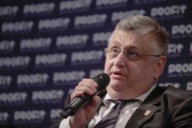 Ciucă l-a demis pe președintele ANRM pus de Cîțu și l-a numit interimar pe șeful Direcției Țiței și Gaze din Agenție