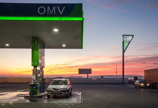 Salariați ai OMV Petrom ies pe stradă pentru proteste 