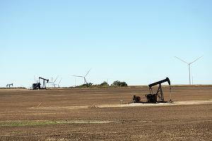 Prețurile petrolului au scăzut din cauza îngrijorării provocate de restricțiile legate de Covid-19 din China