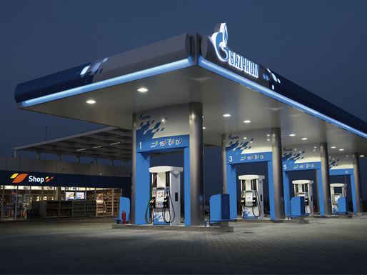 Vânzările de produse petroliere ale filialei Gazprom în România au crescut de 2,5 ori în pofida războiului din Ucraina