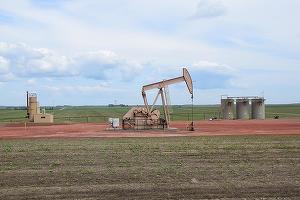Prețurile petrolului au scăzut cu peste 2 dolari pe baril, din cauza riscurilor economice implicate de majorarea dobânzilor în SUA