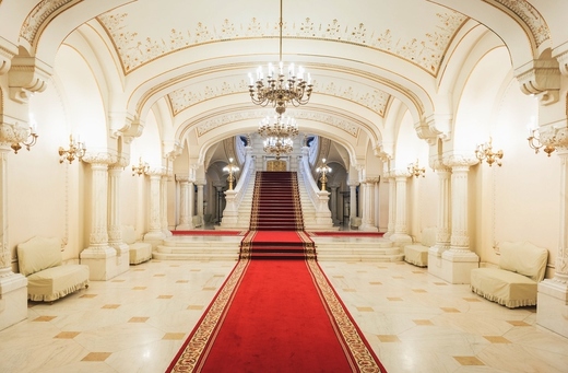 România, Azerbaidjan, Georgia și Ungaria semnează, la București, parteneriatul pentru un cablu submarin de transport de energie electrică din surse regenerabile dinspre Azerbaidjan către România, Ungaria și restul UE