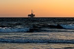 EXCLUSIV 11 companii, printre care Romgaz și OMV Petrom, interesate de achiziționarea primei exploatări offshore noi de gaze în Marea Neagră. Gigantul Carlyle cere 800 milioane euro 