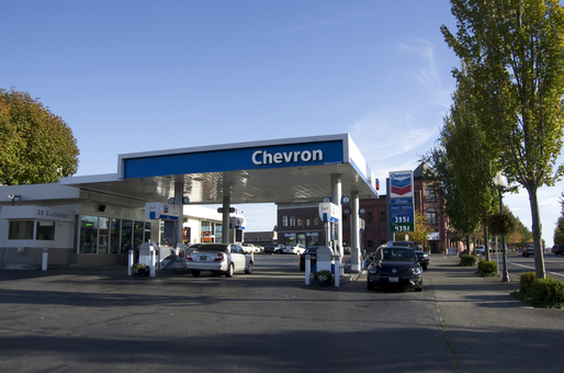Chevron își dublează profitul, la un nivel record de 36,5 miliarde de dolari în 2022