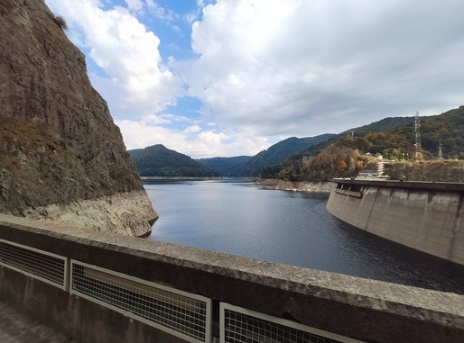 Hidroelectrica vinde angro la preț reglementat mai puțin de o treime din producție