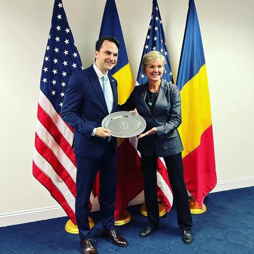 Guvernul pregătește declararea legislativă a mini-reactoarelor nucleare SUA ca fiind de importanță strategică națională pentru România