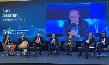 Refuzată de UE, Transgaz se duce la bănci pentru un împrumut masiv. Anterior - Șeful Transgaz, reproș public, cu aplauze, pentru Bruxelles