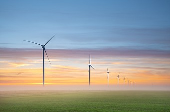 Finlandezii și grecii se aliază pentru a produce energie regenerabilă în România. "Sunt atrași de potențialul și ambițiile României de a deveni o putere din surse regenerabile în regiune."