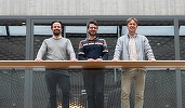 FOTO O echipă de ingineri din Elveția a creat bateria cu stare solidă care poate fi încărcată într-un minut, imună la temperaturi extreme, având grosimea unui fir de păr