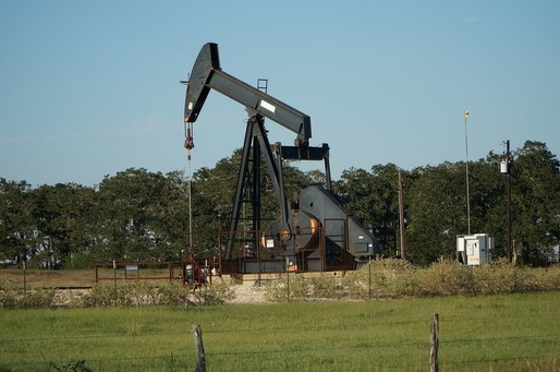 Prețurile petrolului au scăzut din cauza cererii slabe de combustibili din SUA