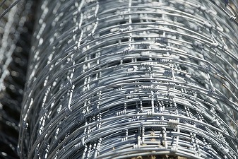 Al doilea producător de aluminiu al lumii, controlat de un magnat rus sancționat, a câștigat în primă instanță un proces prin care încearcă să recupereze bani din România