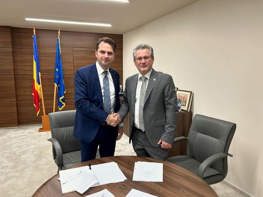 FOTO Ministrul Energiei: Astăzi am semnat trei contracte de finanțare prin Fondul pentru Modernizare, care vor aduce schimbări tangibile. Energie din surse regenerabile pentru autoconsum