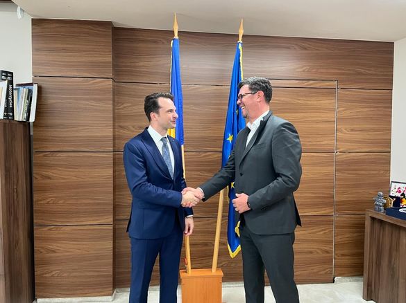 FOTO Ministrul Energiei: Astăzi am semnat trei contracte de finanțare prin Fondul pentru Modernizare, care vor aduce schimbări tangibile. Energie din surse regenerabile pentru autoconsum