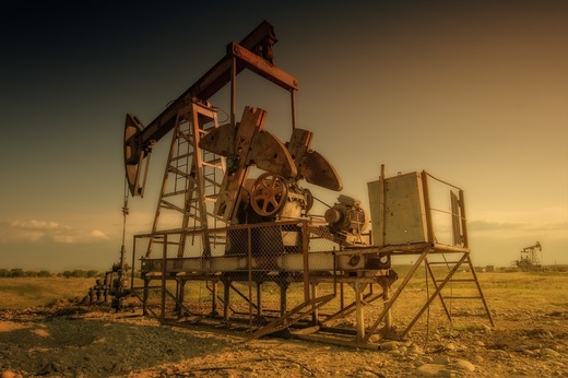 Continuă scăderea prețurilor petrolului. Declin de peste 2% vineri, după datele sub așteptări privind locurile de muncă din SUA