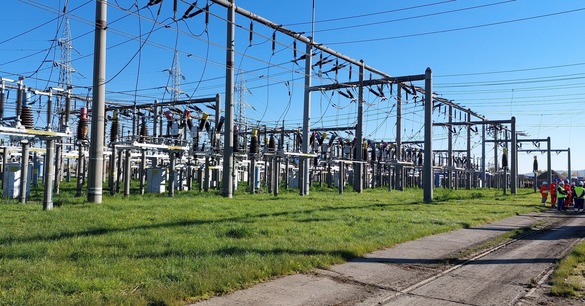 FOTO Delgaz Grid, distribuitorul local de energie al E.ON, a început modernizarea celei mai mari stații de transformare pe care o operează în România, inclusiv cu fonduri UE nerambursabile