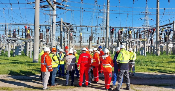 FOTO Delgaz Grid, distribuitorul local de energie al E.ON, a început modernizarea celei mai mari stații de transformare pe care o operează în România, inclusiv cu fonduri UE nerambursabile