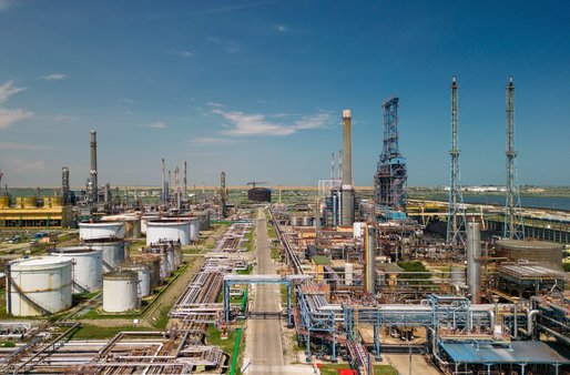 Rompetrol Rafinare și-a majorat de 20 de ori pierderile comparativ cu anul trecut